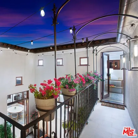 Image 3 - 1381 Summitridge Drive, Beverly Hills, CA 90210, USA - House for rent