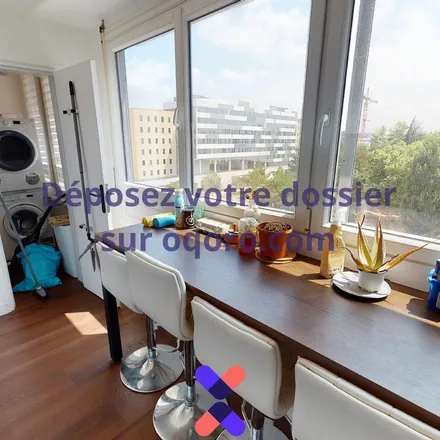 Rent this 3 bed apartment on 1 Boulevard Gaston Doumergue in 44200 Nantes, France