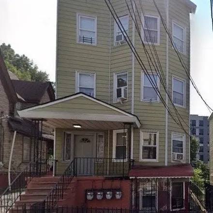 Rent this 3 bed apartment on 131 Oliver Avenue in City of Yonkers, NY 10701