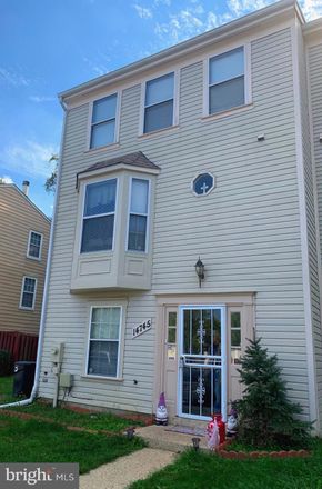 Rent this 4 bed townhouse on 14745 London Lane in Bowie, MD 20715