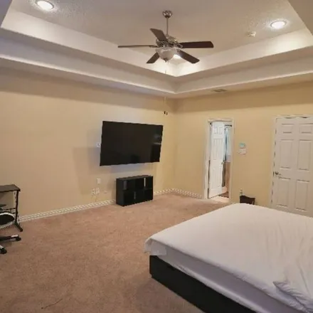 Rent this 4 bed house on Houston