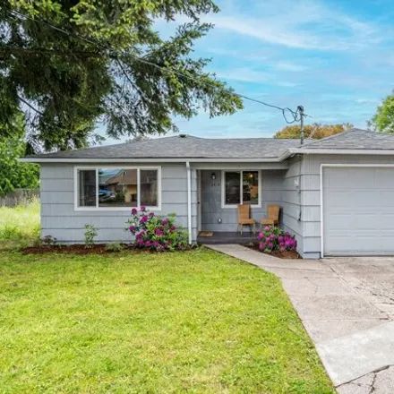 Buy this 3 bed house on 6414 SE Hazel St in Milwaukie, Oregon
