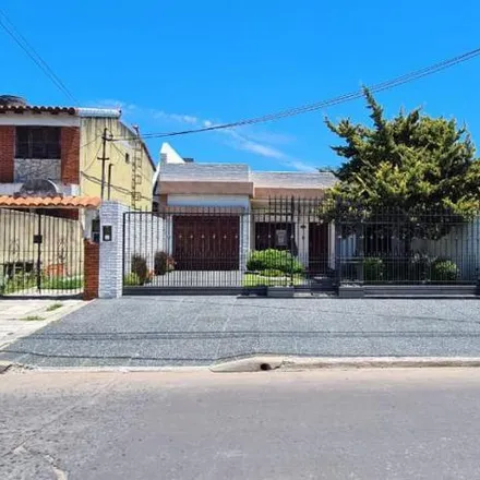 Buy this 2 bed house on Pasteur 2925 in Partido de La Matanza, 1754 San Justo