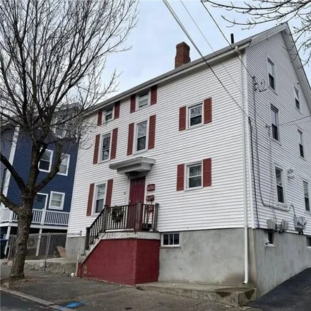 Image 1 - 68 Fremont Street, Providence, RI 02906, USA - House for rent