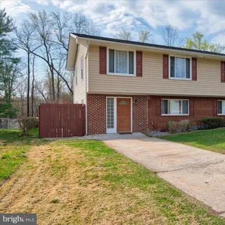 Image 1 - 5405 Chesterfield Drive, Temple Hills, Prince George's County, MD 20748, USA - House for sale
