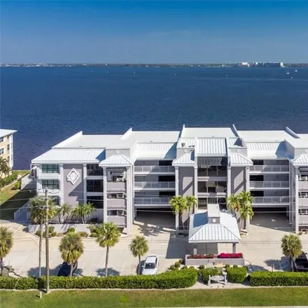 Buy this 3 bed condo on 1618 West Marion Avenue in Punta Gorda, FL 33950