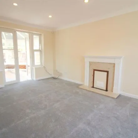 Rent this 3 bed apartment on Monks Path in Fairford Leys, HP19 7FX