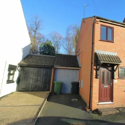 Buy this 3 bed house on Blakebrook Gardens in Blakebrook, DY11 6RH