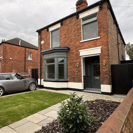 Rent this 4 bed duplex on Mill Road in Cleethorpes, DN35 8JD