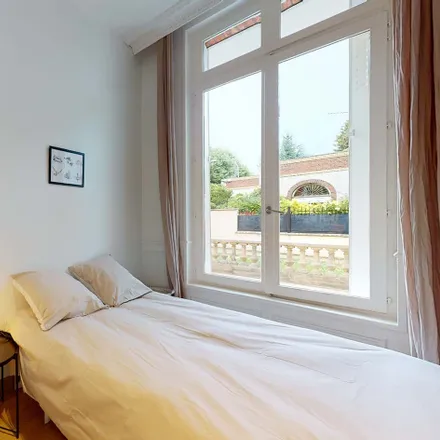 Rent this 11 bed room on 9 Rue de Mayenne in 94000 Créteil, France