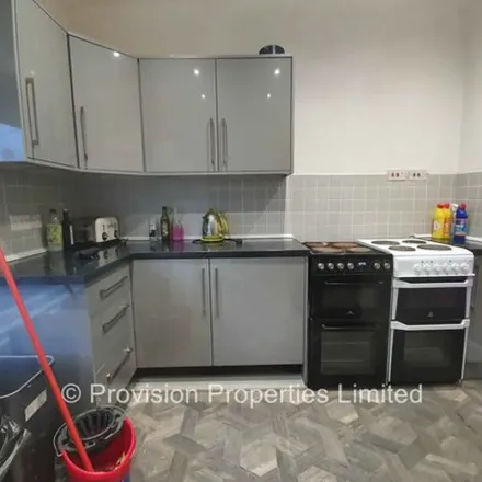 Image 6 - 25, 27 Cardigan Road, Leeds, LS6 3AF, United Kingdom - Townhouse for rent