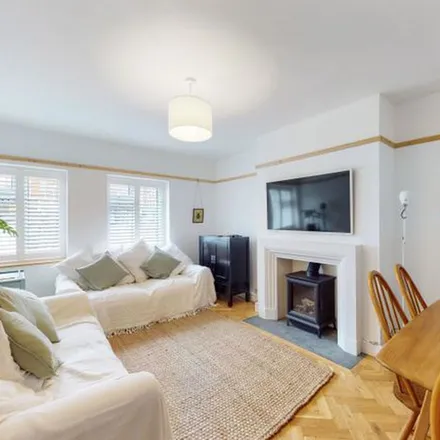 Rent this 2 bed apartment on Broomfield House School in 10 Broomfield Road, London