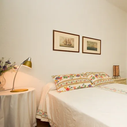 Rent this 4 bed room on Farmacia Alonso in Calle Pedro Antonio de Alarcón, 18005 Granada