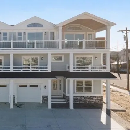 Buy this 6 bed house on 95 82nd Street in Sea Isle City, Cape May County