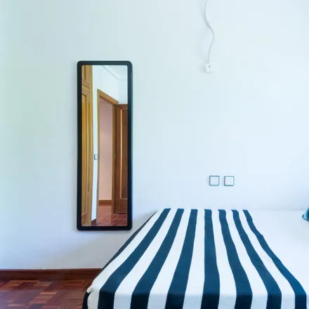 Image 3 - Calle Beatriz de Bobadilla, 9, 28040 Madrid, Spain - Room for rent