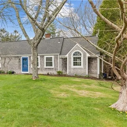 Buy this 3 bed house on 4165 Main Road in Tiverton, RI 02878
