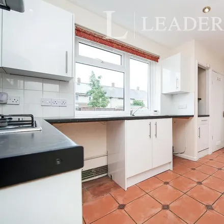 Image 3 - 65 Hawthorn Road, Cheltenham, GL51 7LX, United Kingdom - Apartment for rent