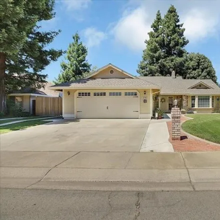 Buy this 3 bed house on 1822 Royo Ranchero Drive in Yuba City, CA 95993