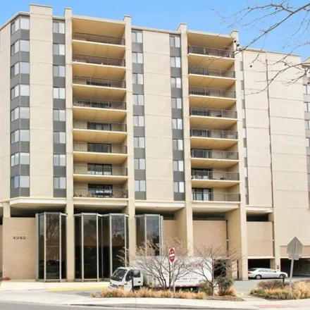Rent this studio condo on East-West Highway in Bethesda, MD 20815