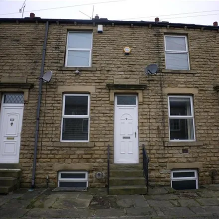 Rent this 1 bed townhouse on Dawson Street in Farsley, LS28 6DQ