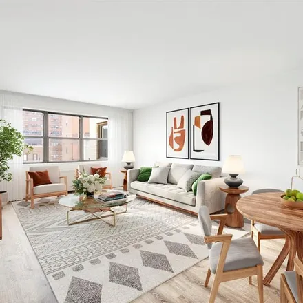 Buy this studio apartment on 201 EAST 28TH STREET 9F in Murray Hill Kips Bay