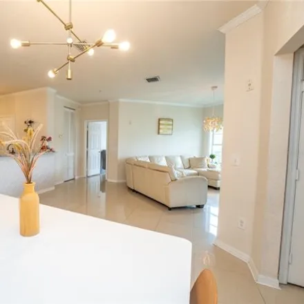 Image 2 - 3593 Conroy Rd Apt 437, Orlando, Florida, 32839 - Condo for sale