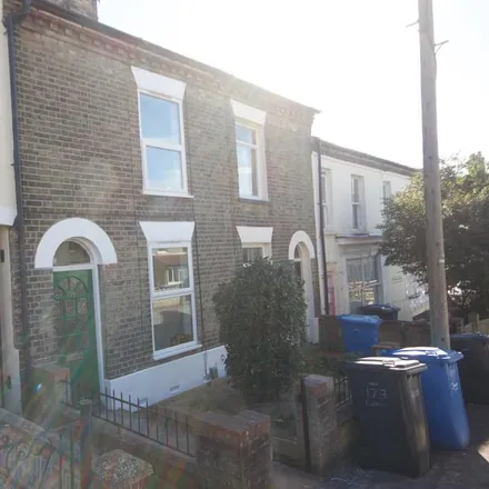 Rent this 3 bed townhouse on 146 Rupert Street in Norwich, NR2 2AX