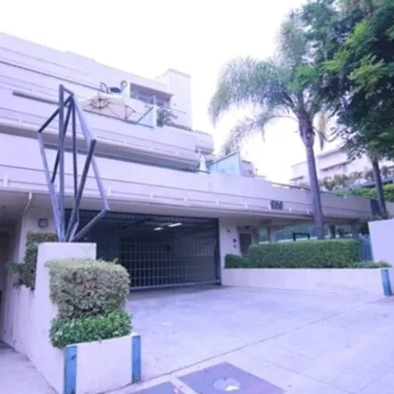 Image 2 - 939 Palm Avenue, West Hollywood, CA 90069, USA - Apartment for rent