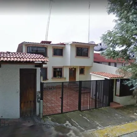 Buy this 5 bed house on Calle Acueducto de Tarragona in Colonia Paseos del Bosque, 53270 Naucalpan de Juárez