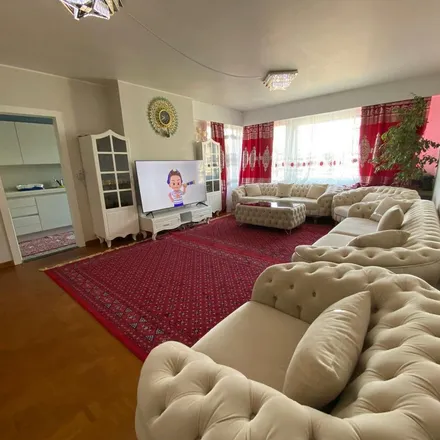 Rent this 3 bed apartment on Koninginnelaan 56 in 8400 Ostend, Belgium