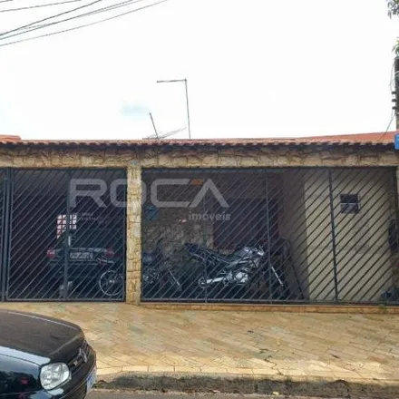 Buy this 3 bed house on Rua Astolpho Luiz do Prado in Arnon de Melo (São Carlos V), São Carlos - SP