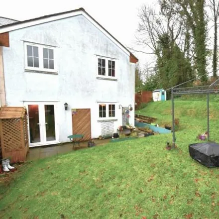 Buy this 3 bed duplex on 7 The Glades in Tiverton, EX16 4QD