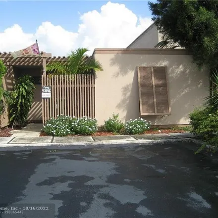 Rent this 3 bed house on 1410 Fairway Road in Pembroke Pines, FL 33026