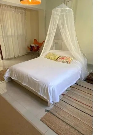 Rent this 2 bed house on Quinta do Portugal in Charneca de Caparica e Sobreda, Almada
