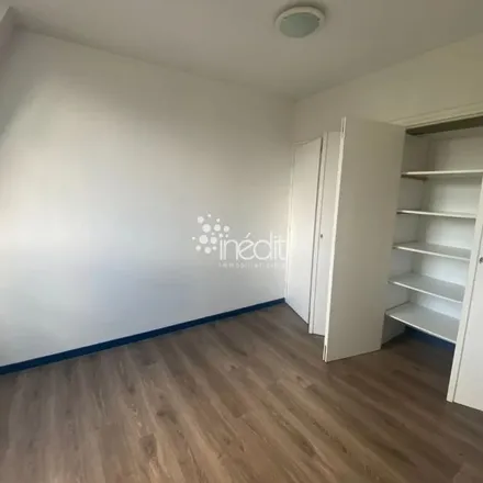 Rent this 2 bed apartment on 79 Rue de Lille in 59100 Roubaix, France