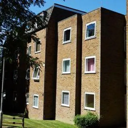 Rent this studio apartment on The Brambles in Ware, SG12 0XU