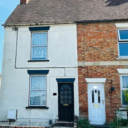 Rent this 2 bed house on Church Street in Didcot, OX11 8DQ