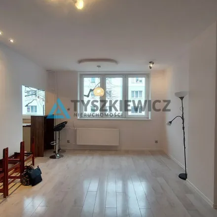 Image 1 - Komandorska 50, 81-222 Gdynia, Poland - Apartment for rent