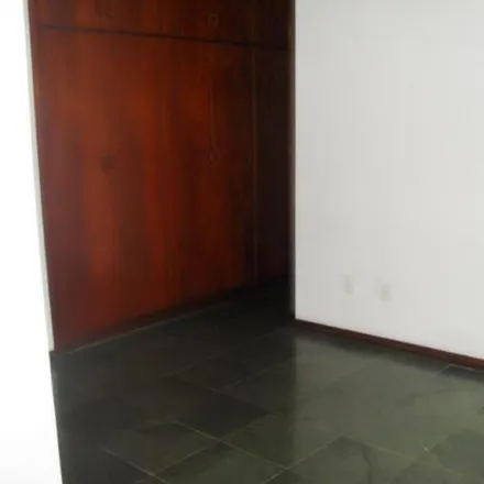 Buy this 3 bed apartment on Rua Conselheiro Rodrigues Alves in Centro, Guaratinguetá - SP
