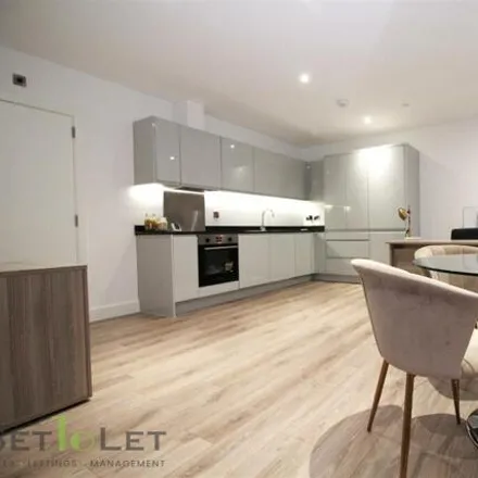 Buy this studio apartment on 75 Streetsbrook Road in Shirley, B90 3PD