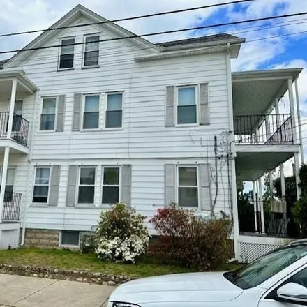 Buy this 7 bed house on 31 in 33 Ormond Street, Woonsocket