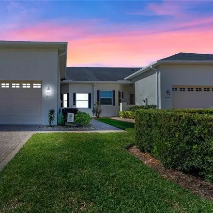 Buy this 3 bed house on 2009 Winnipeg Way in Groveland, FL