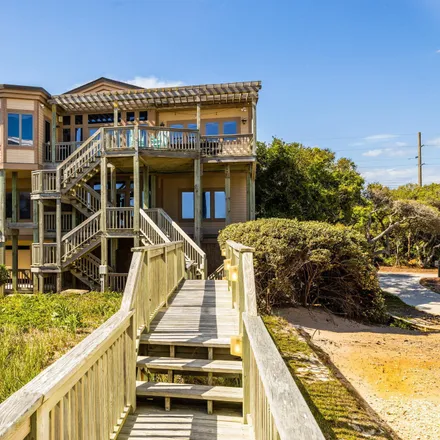 Image 3 - 473 Maritime Place, Pine Knoll Shores, Carteret County, NC 28512, USA - House for sale