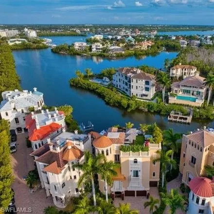 Image 7 - Barefoot Bay Court, Barefoot Beach, Collier County, FL, USA - House for sale