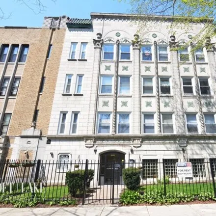Rent this studio apartment on 6250 North Winthrop Avenue in Chicago, IL 60660