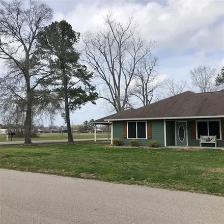 Image 4 - 300 Lusk Street, Sour Lake, Hardin County, TX 77659, USA - House for sale