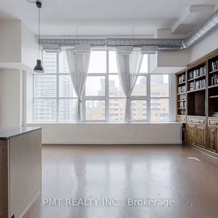 Image 2 - The Merchandise Building, Dalhousie Street, Old Toronto, ON M5B 2R2, Canada - Apartment for rent