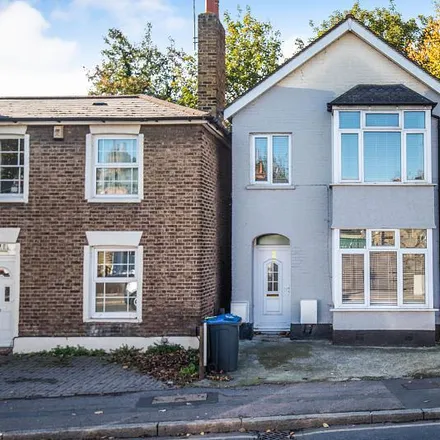 Rent this 3 bed house on King Athelstan Primary School in Vineyard Close, London