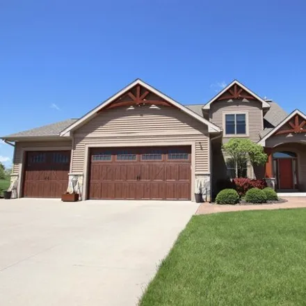 Buy this 5 bed house on Quarry View Drive in Greenville, WI