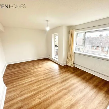 Image 2 - 25 Bridgeland Road, Custom House, London, E16 3AD, United Kingdom - Apartment for rent